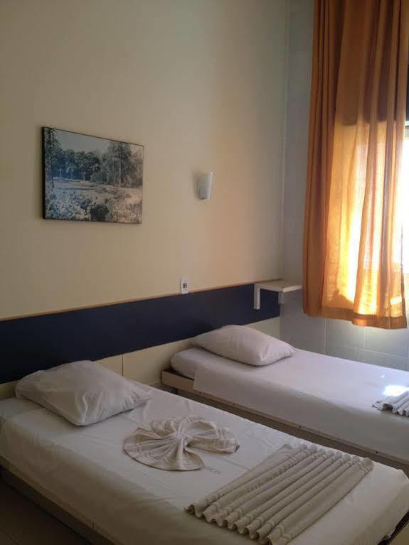 Hotel Unico *